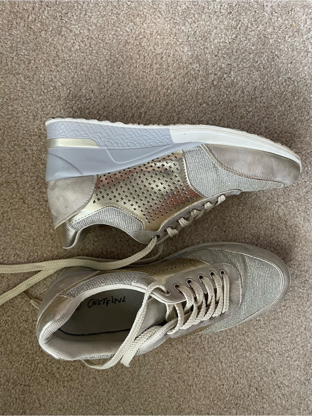 Wedge sneakers